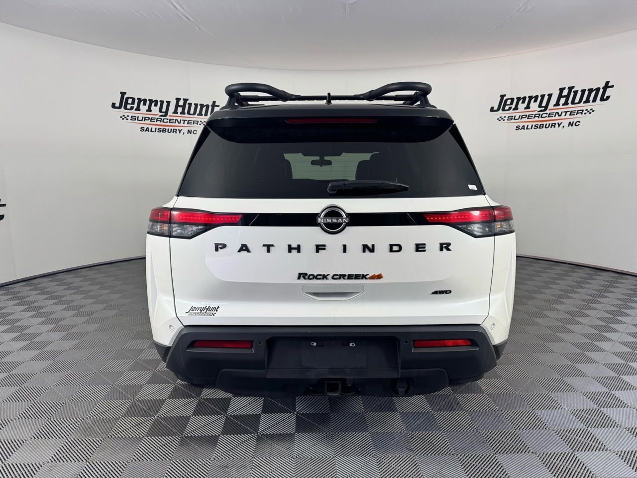 Used 2024 Nissan Pathfinder Rock Creek image 9