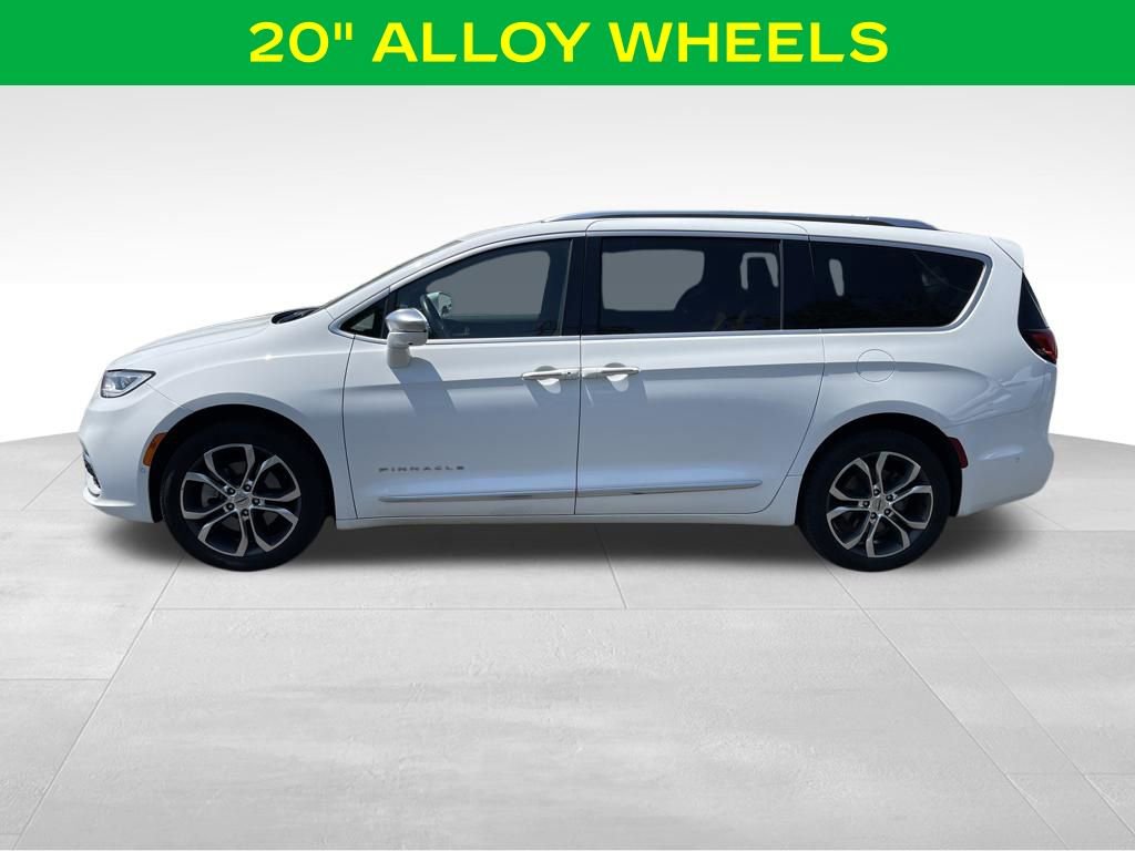 Used 2021 Chrysler Pacifica Pinnacle AWD/4WD image 7