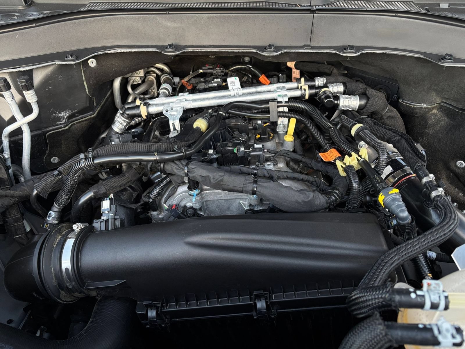 Used 2026 Ford Explorer Active AWD/4WD image 30