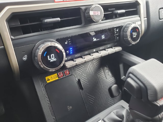 New 2026 Toyota Tacoma TRD Off-Road w/ TRD Off Road Premium Package AWD/4WD image 30