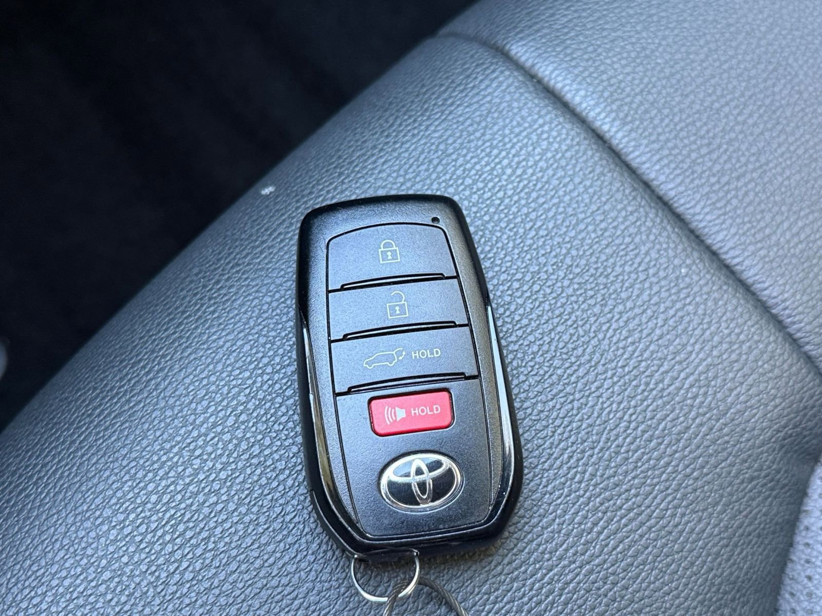 Used 2025 Toyota Grand Highlander FWD image 18