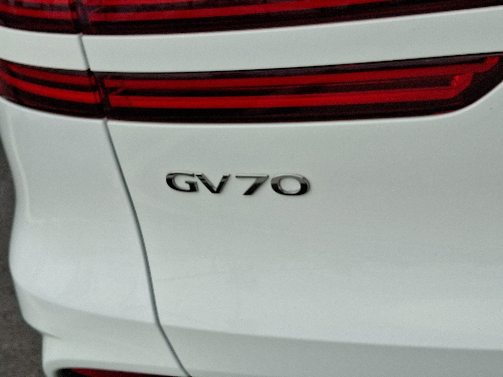 Certified 2026 Genesis GV70 2.5T Sport Prestige AWD/4WD image 31