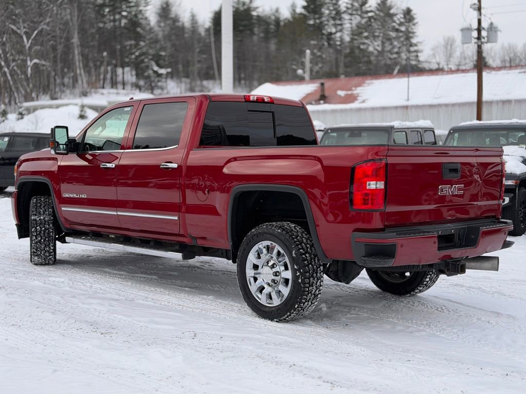 Used 2019 GMC Sierra 2500 Denali w/ Duramax Plus Package image 3