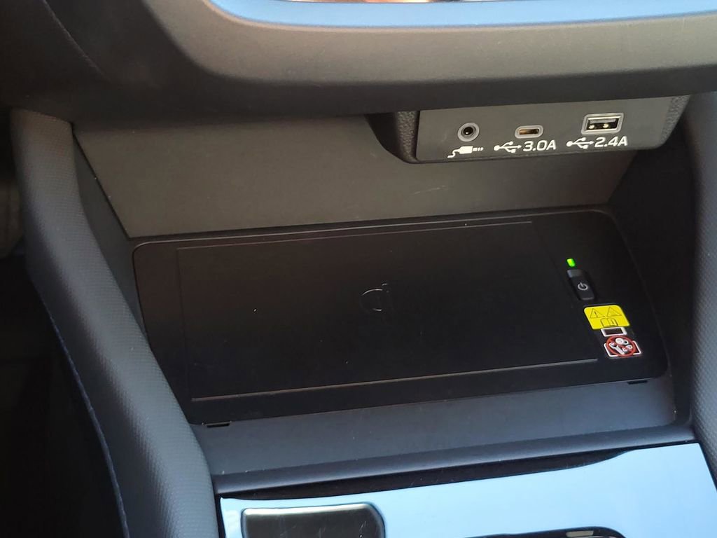 Certified 2025 Subaru Forester Limited image 27