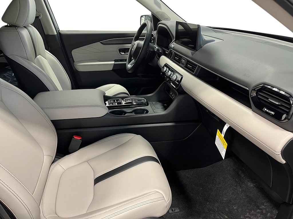New 2026 Honda Pilot Touring image 27