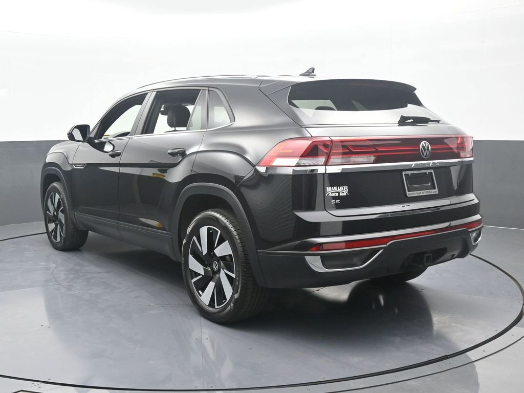 Used 2024 Volkswagen Atlas Cross Sport SE image 4