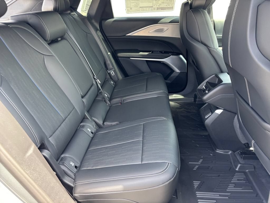 New 2027 Cadillac Lyriq Premium Sport RWD image 18