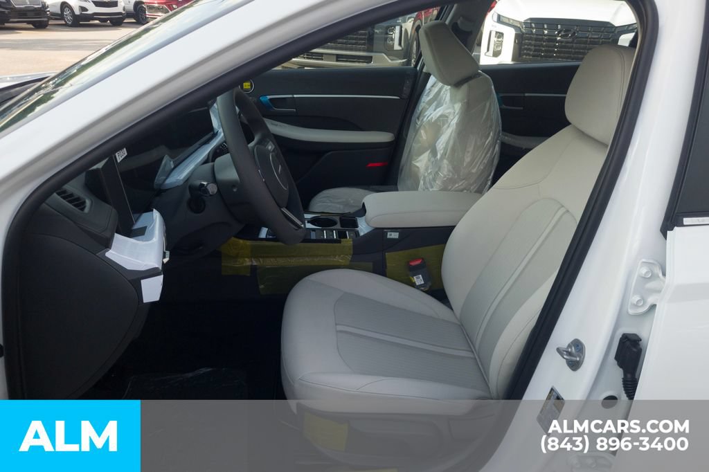 Certified 2025 Hyundai Sonata SE FWD image 14