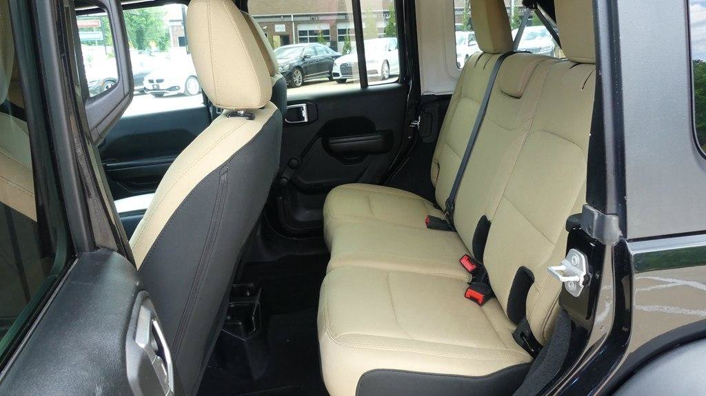 Used 2018 Jeep Wrangler Unlimited Sport AWD/4WD image 26
