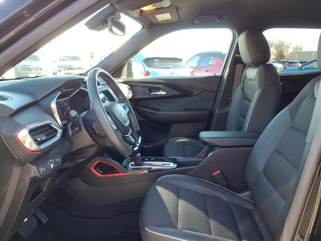 Used 2023 Chevrolet TrailBlazer RS w/ Convenience Package image 9