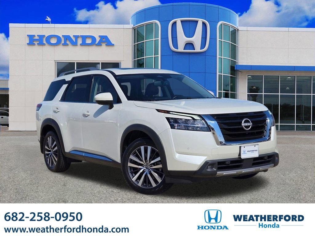 Used 2022 Nissan Pathfinder Platinum w/ Cargo Package