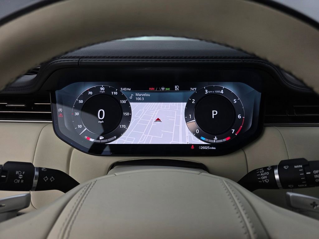 Used 2023 Land Rover Range Rover SE image 22