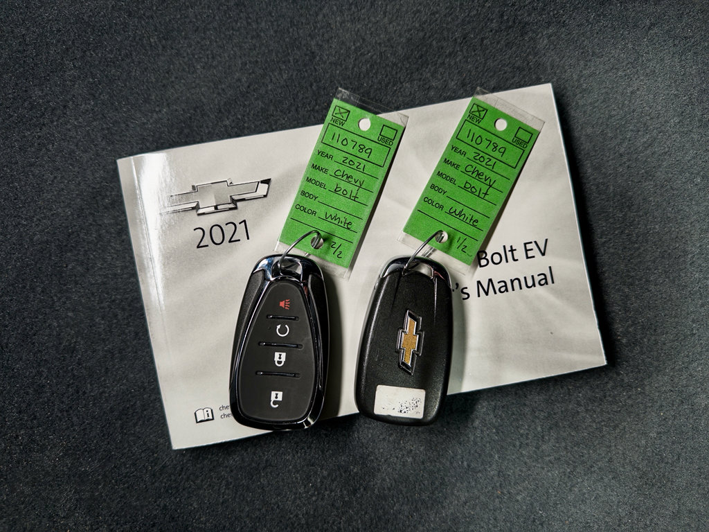 Used 2021 Chevrolet Bolt LT image 23