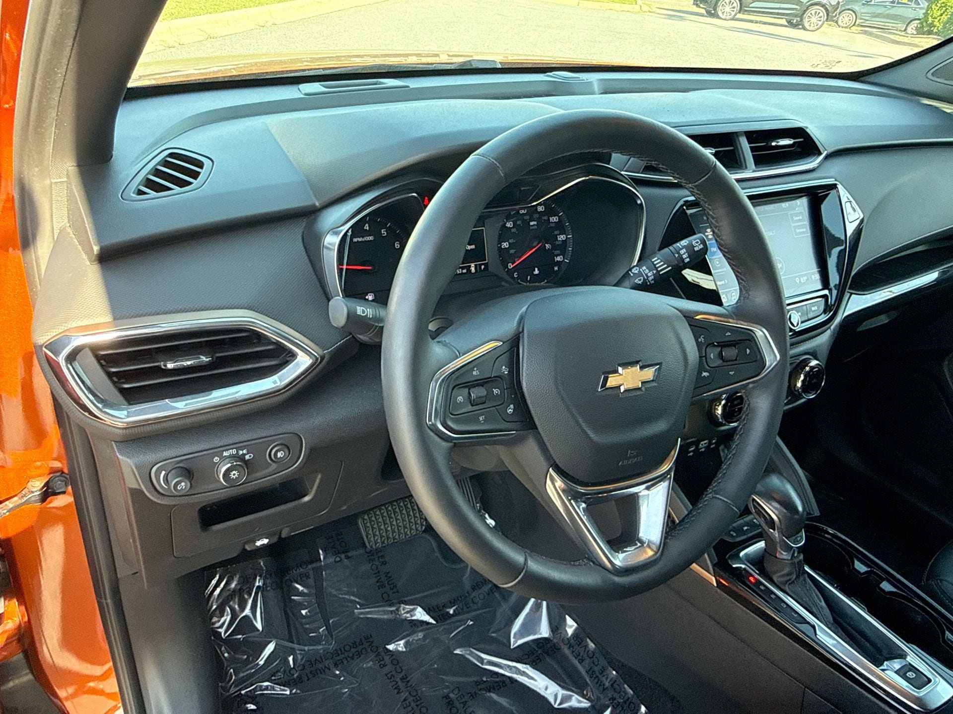 Used 2023 Chevrolet TrailBlazer ACTIV w/ Sun and Liftgate Package FWD image 34