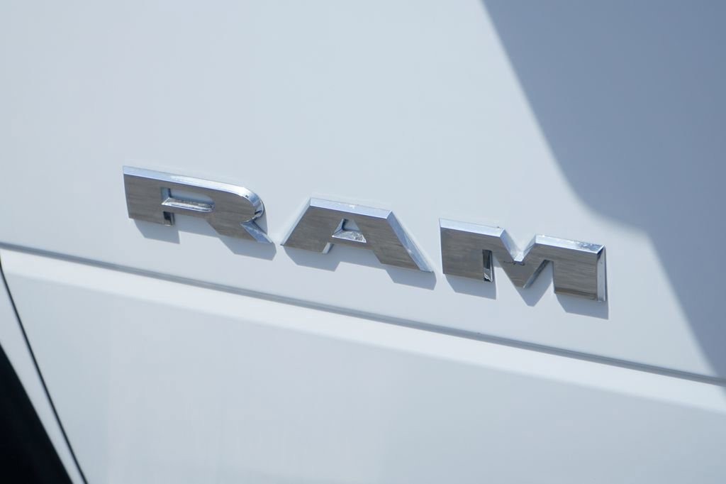 Used 2022 RAM 5500 Tradesman w/ Chrome Appearance Group AWD/4WD image 56