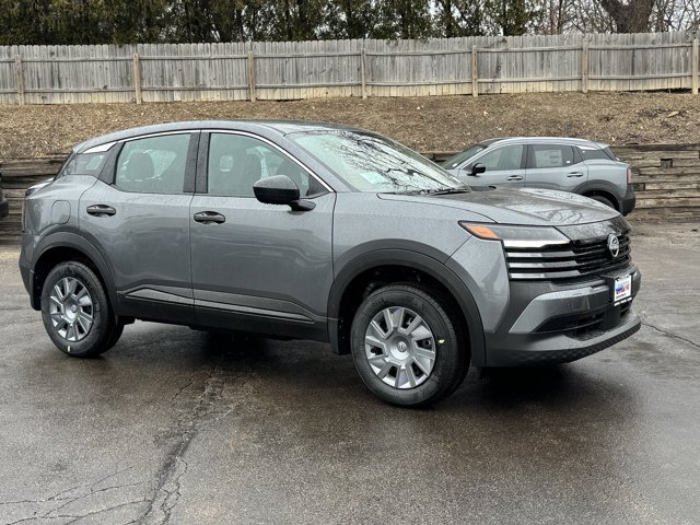 Used 2026 Nissan Kicks S w/ Charging Package FWD image 5