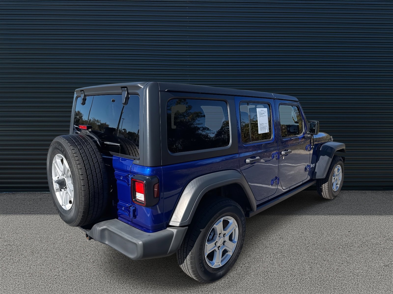 Used 2018 Jeep Wrangler Unlimited Sport S image 7