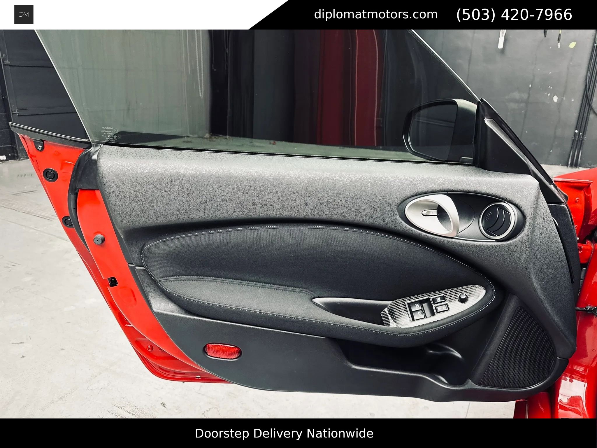 Used 2016 Nissan 370Z Coupe RWD image 19