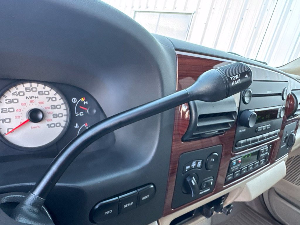 Used 2006 Ford F250 Lariat AWD/4WD image 24