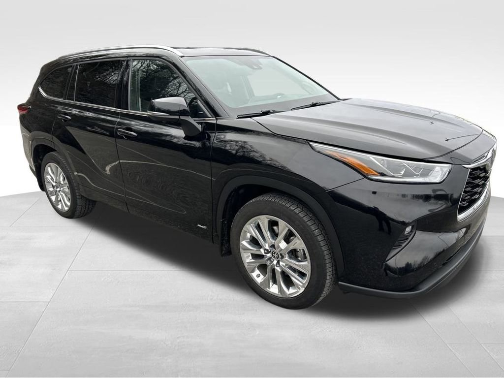 Used 2023 Toyota Highlander Limited image 7