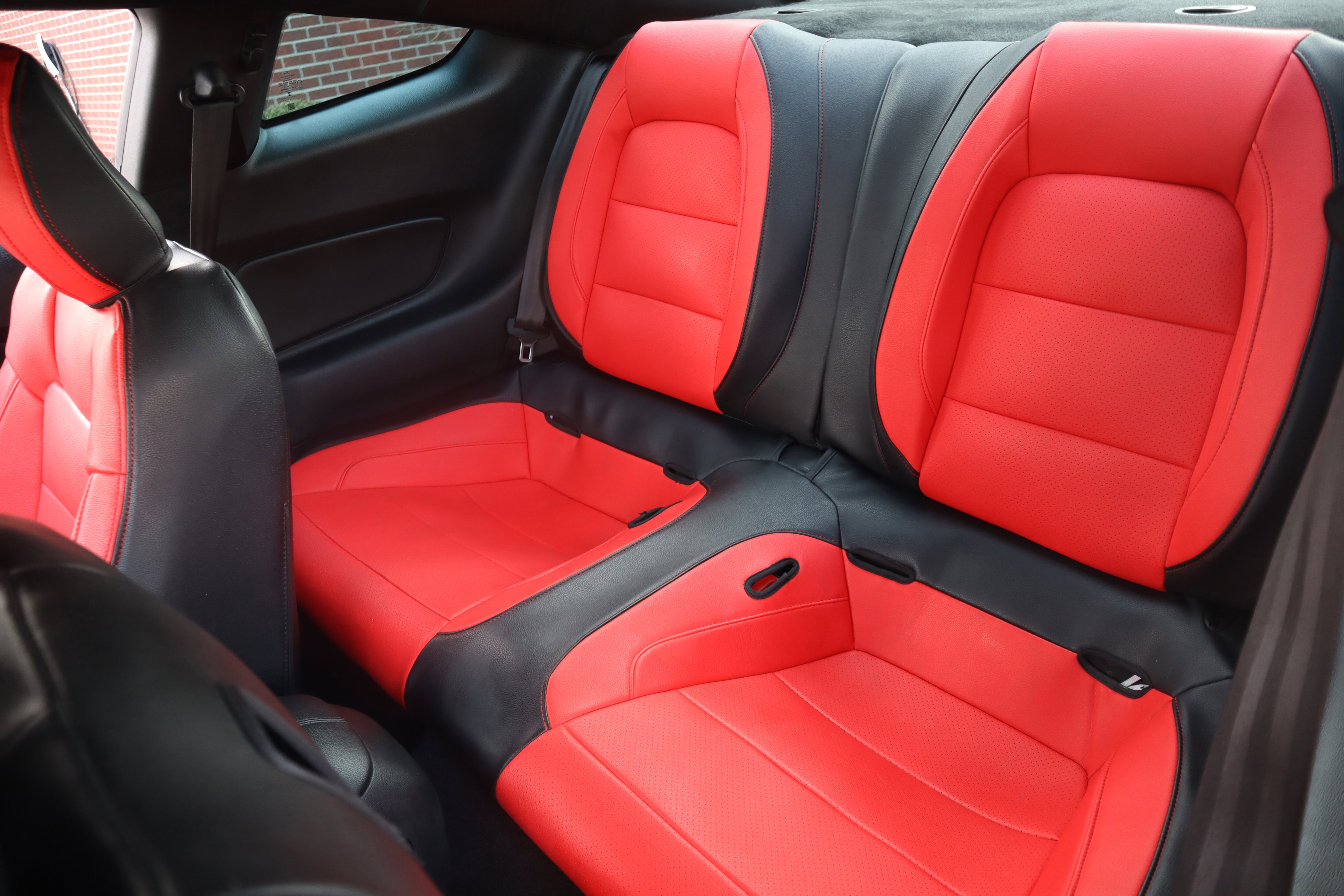 Used 2019 Ford Mustang Coupe image 24