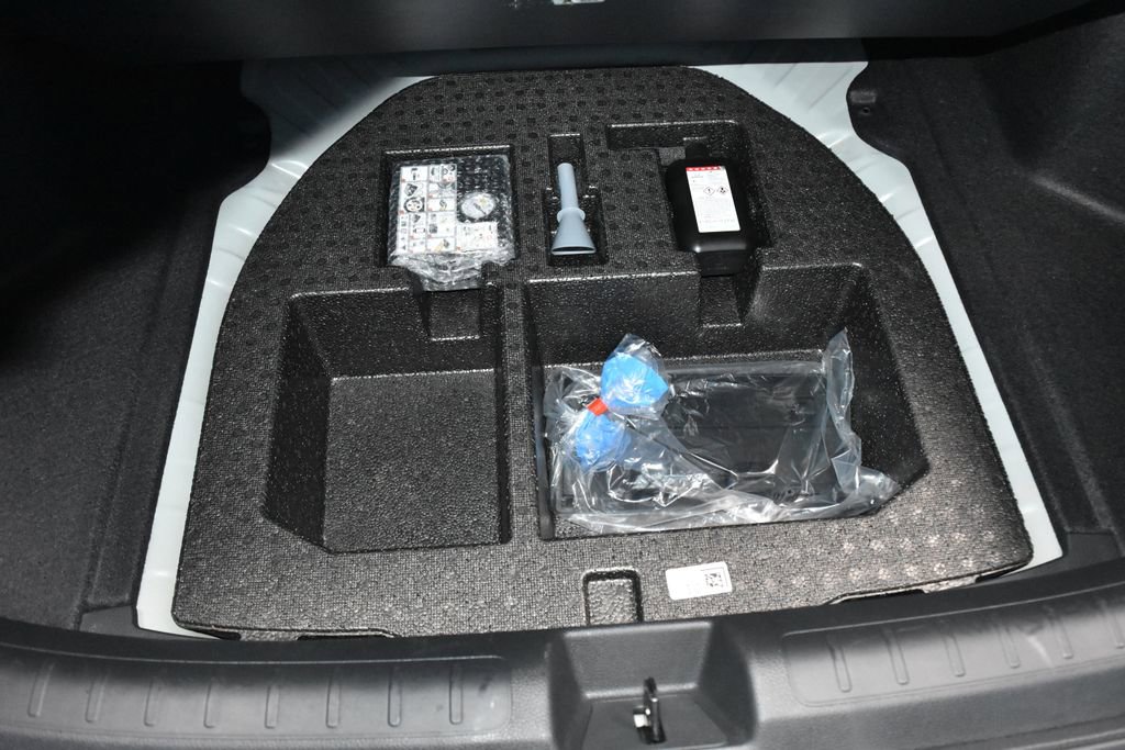 Used 2025 Honda Civic Sport Touring image 33