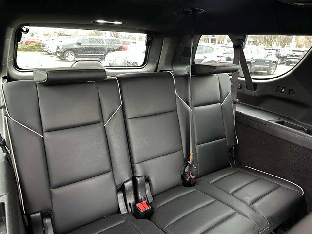 Used 2023 Cadillac Escalade ESV Premium Luxury image 11