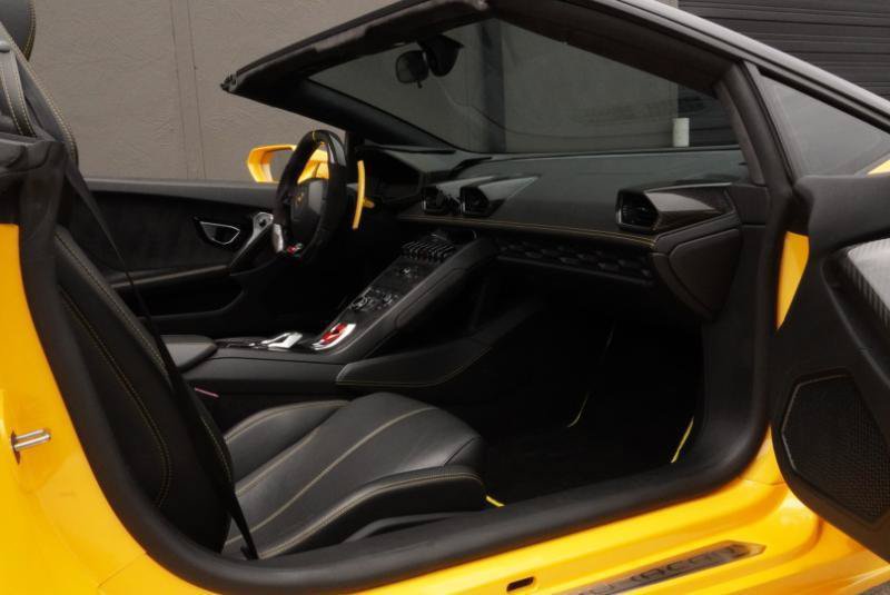Used 2016 Lamborghini Huracan LP 610-4 AWD/4WD image 41