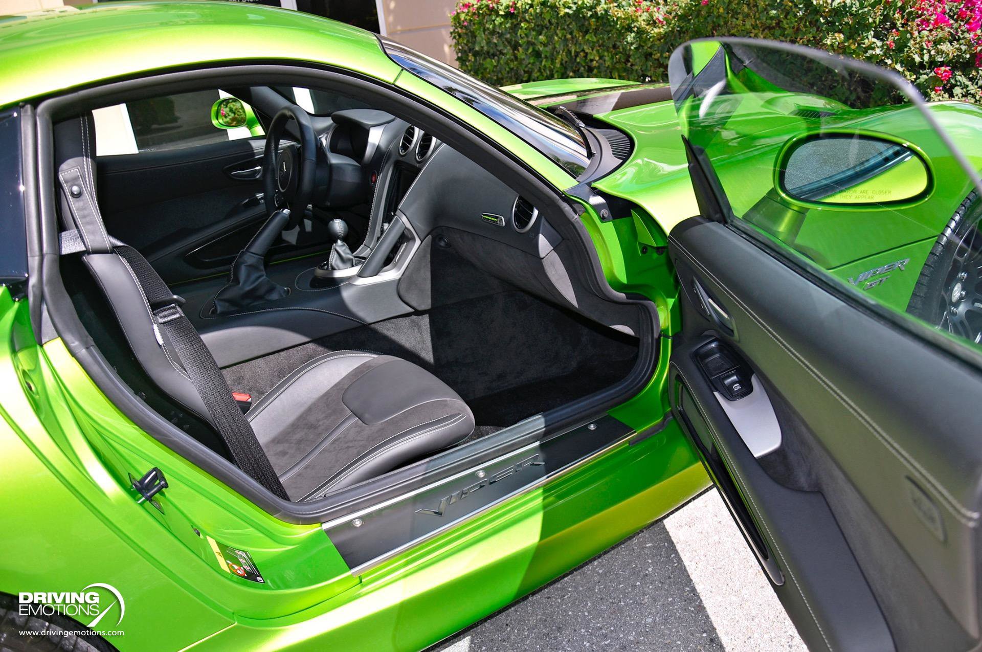 Used 2017 Dodge Viper GTC w/ Advanced Aerodynamics Package RWD image 11