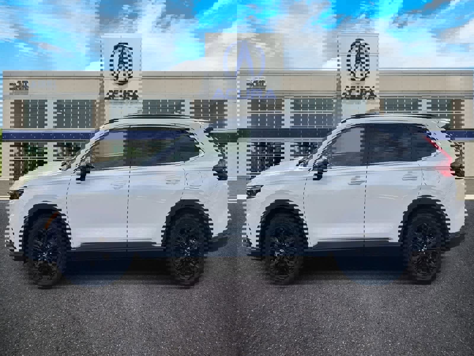 Used 2023 Honda CR-V Sport Touring image 2