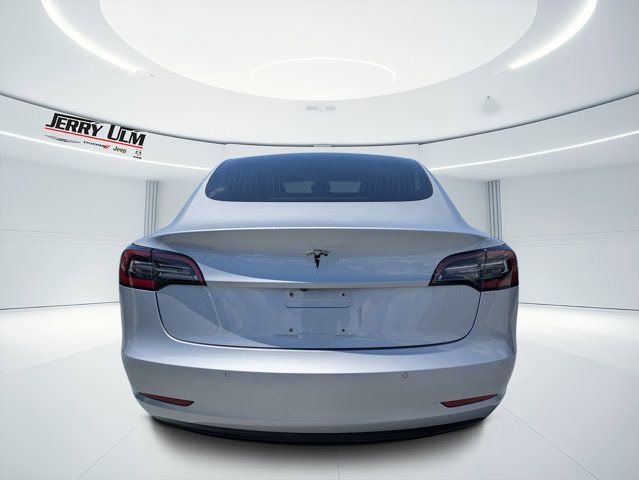 Used 2018 Tesla Model 3 Long Range RWD image 4