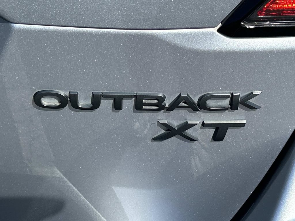 Used 2020 Subaru Outback Onyx Edition XT w/ Popular Package #2 AWD/4WD image 10