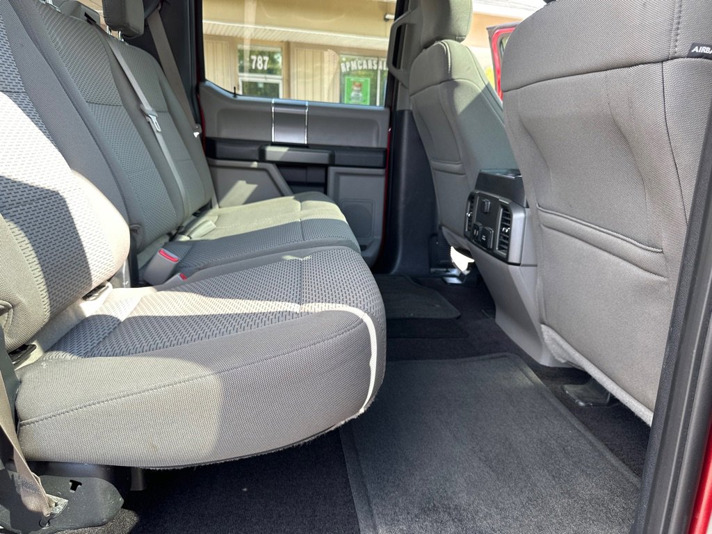 Used 2017 Ford F150 XLT w/ Equipment Group 302A Luxury image 26