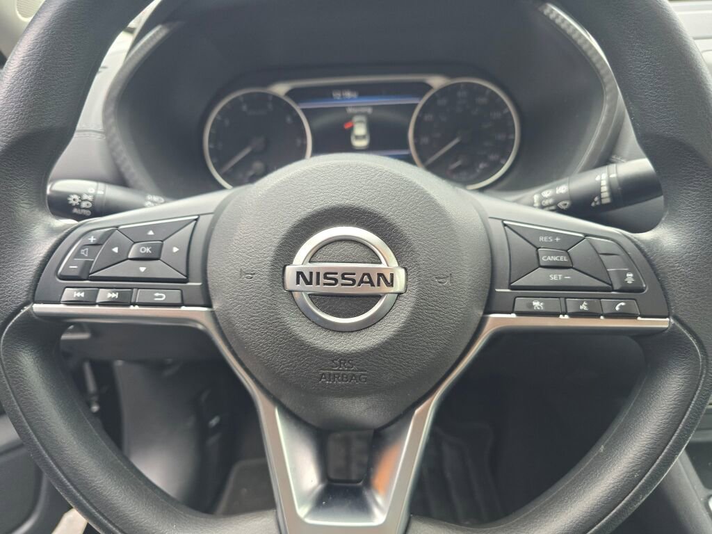 Used 2023 Nissan Sentra SV image 20