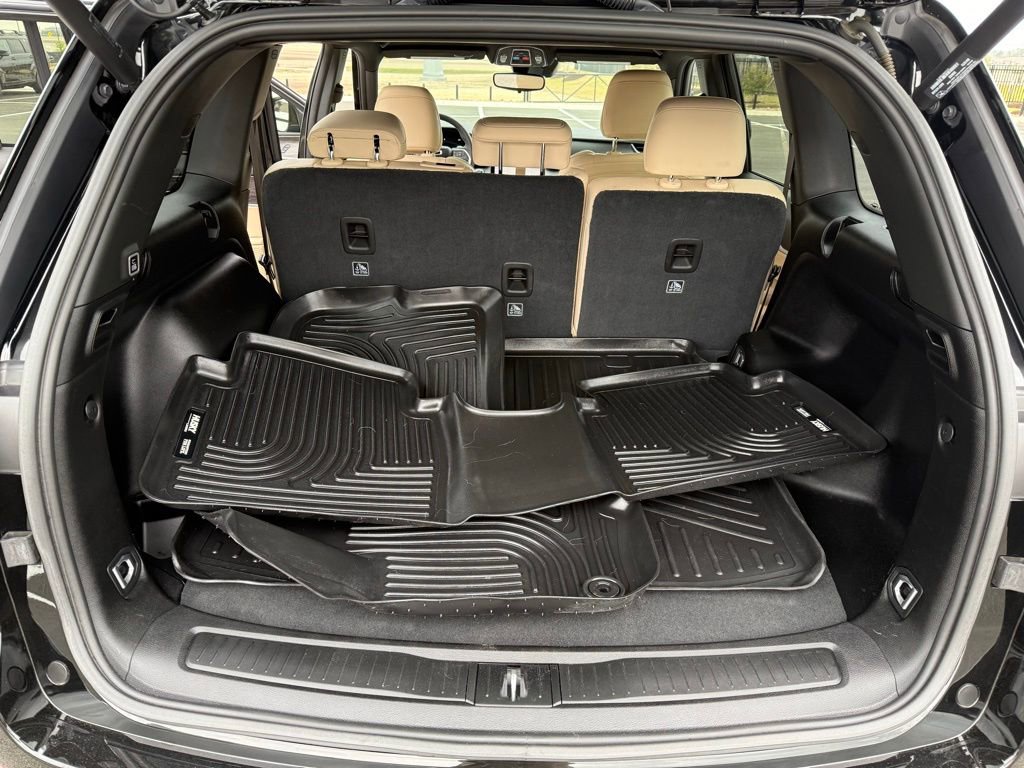 Used 2023 Jeep Grand Cherokee Limited image 27