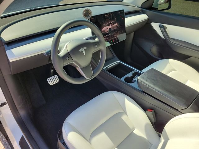 Used 2022 Tesla Model Y Performance image 22