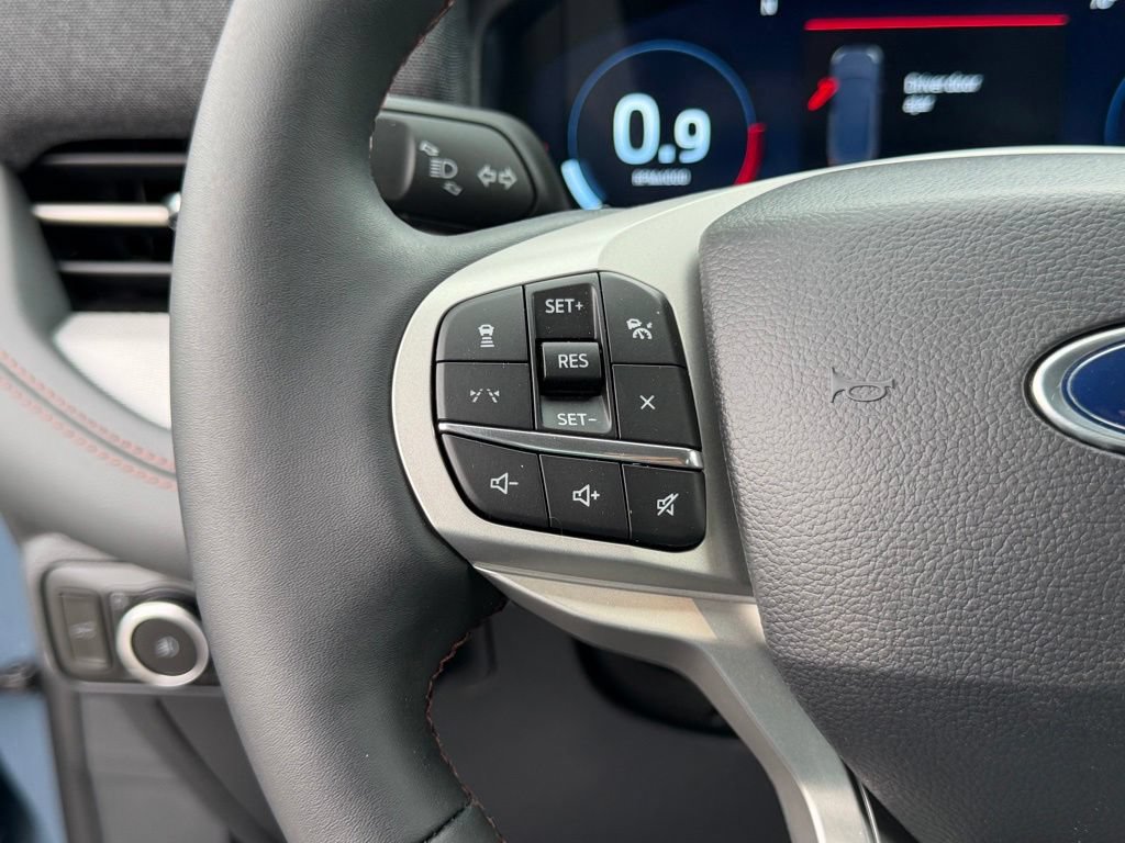 New 2026 Ford Explorer Active w/ Active Comfort Package RWD image 22