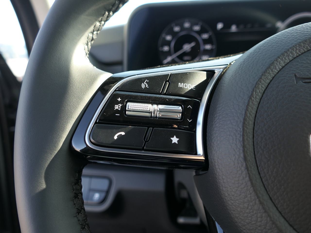 New 2026 Kia Seltos EX image 12