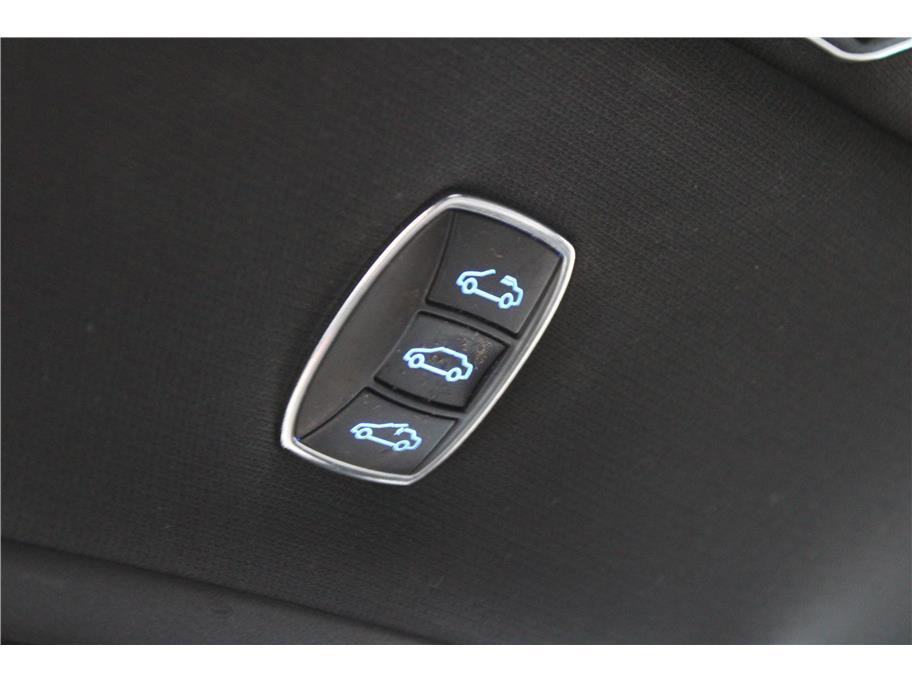 Used 2015 Dodge Challenger SXT Plus image 36