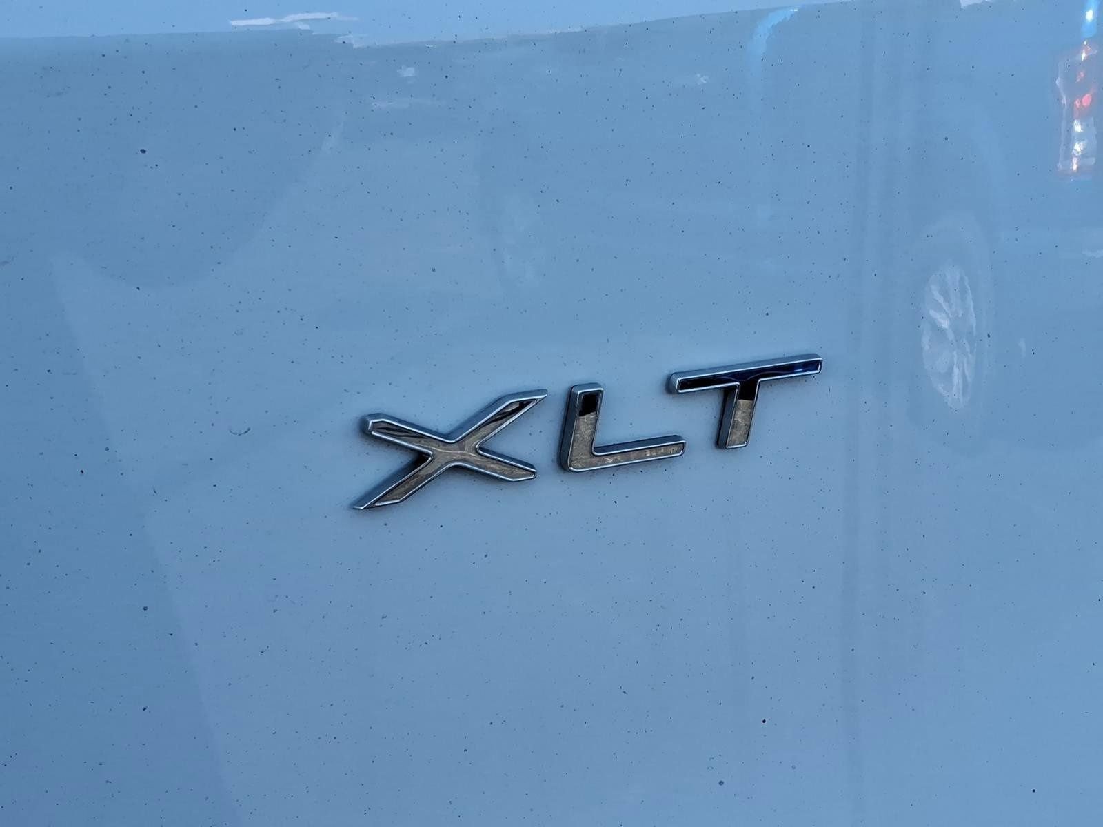Used 2024 Ford Transit 350 XLT image 28