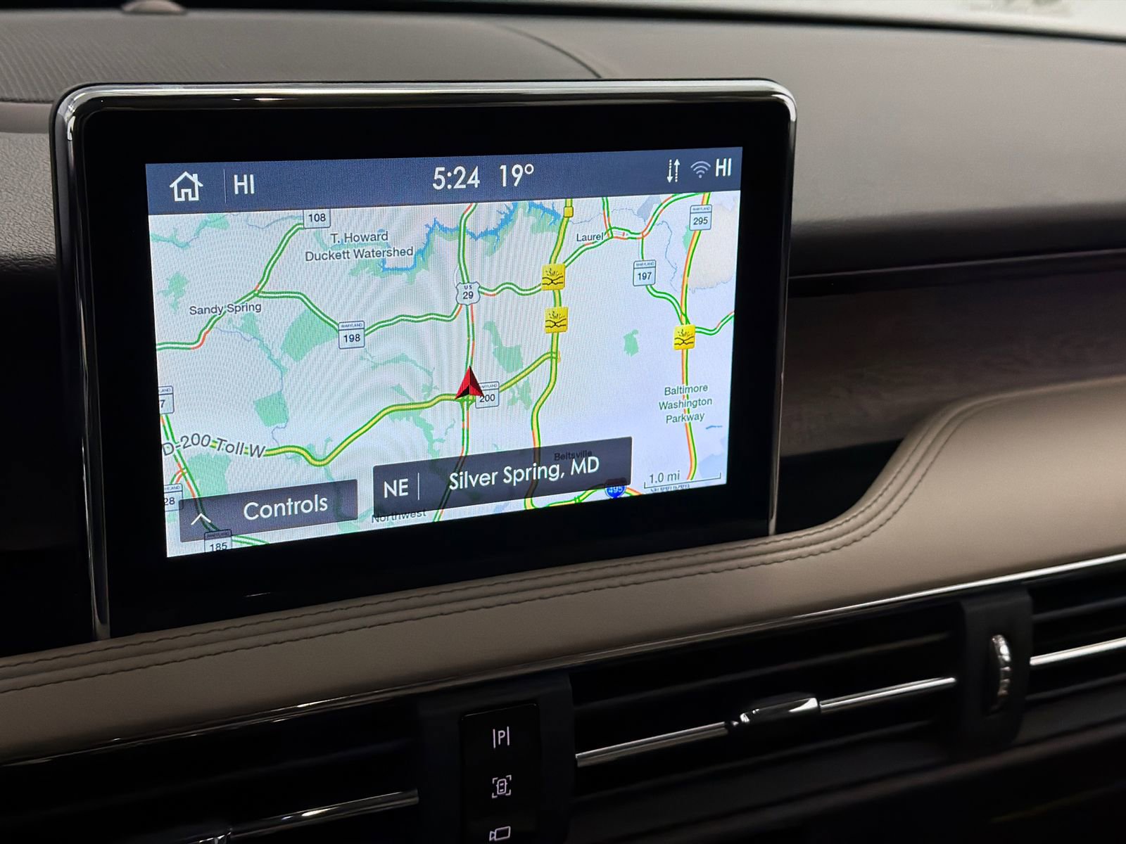 Used 2021 Lincoln Corsair Reserve w/ Equipment Group 201A image 23