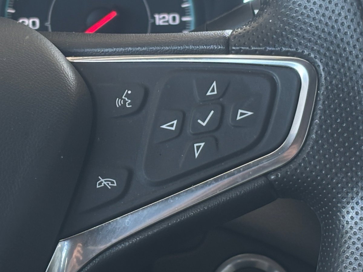 Used 2023 Chevrolet Equinox LS FWD image 13