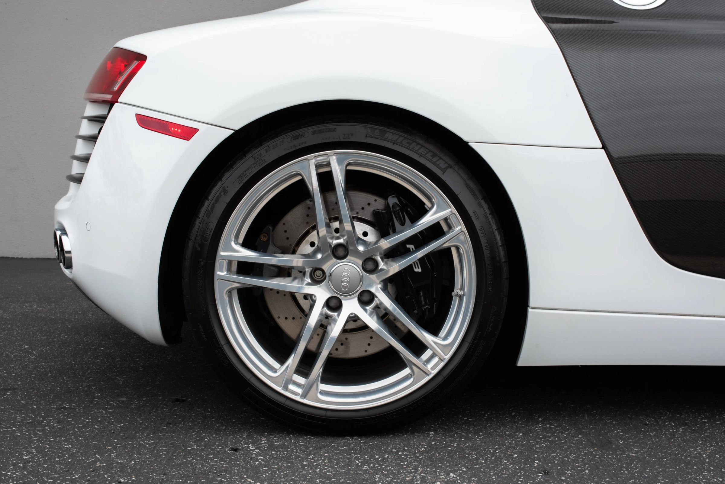 Used 2012 Audi R8 V8 AWD/4WD image 41