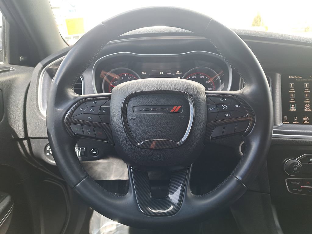 Used 2015 Dodge Charger SXT image 19