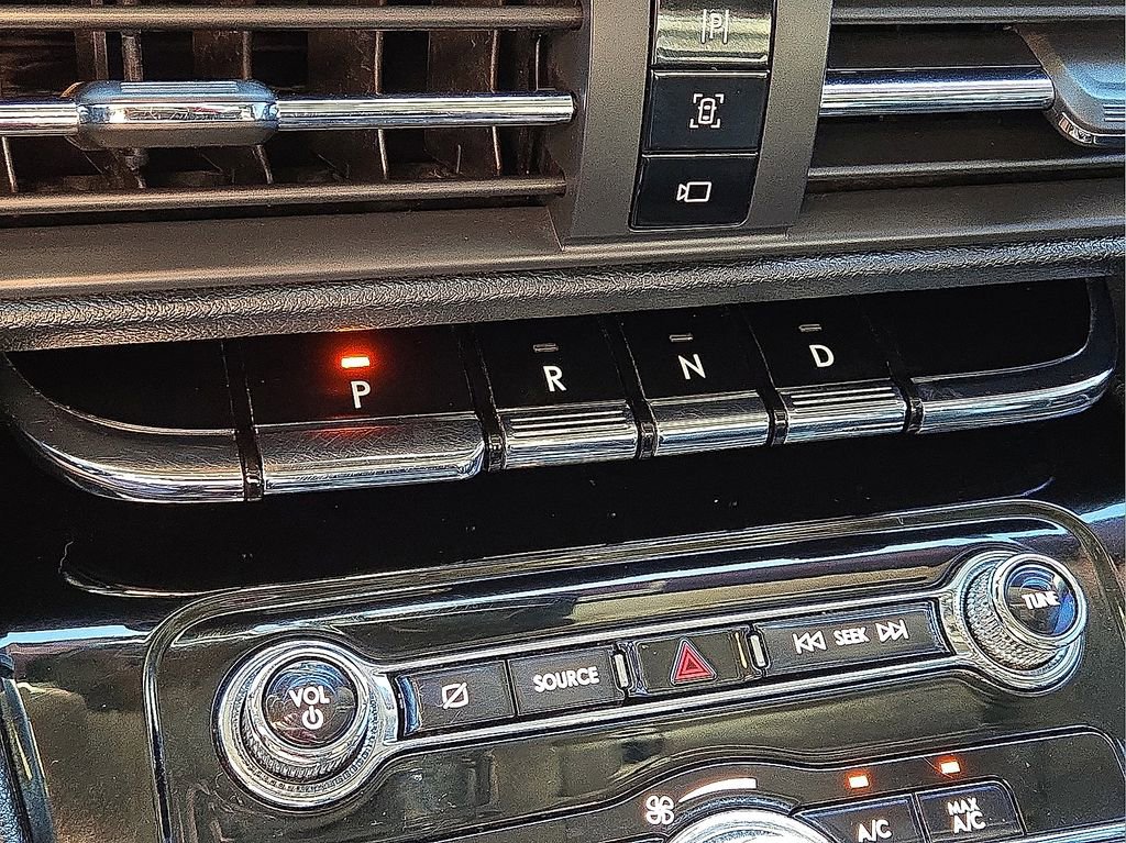 Used 2022 Lincoln Corsair FWD image 27