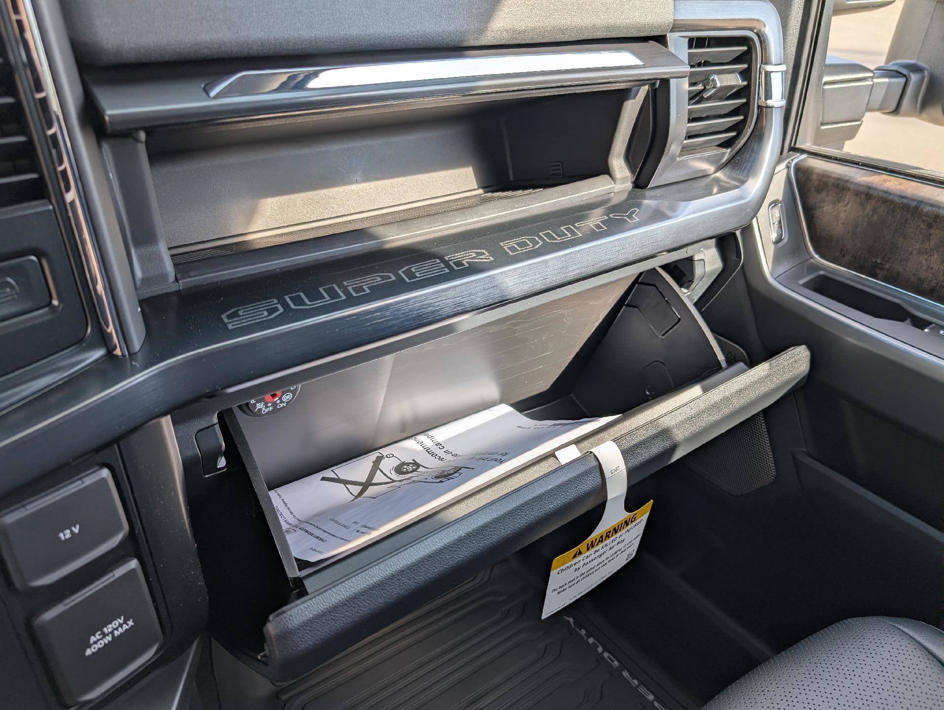 New 2026 Ford F350 Lariat w/ Lariat Premium Package image 32