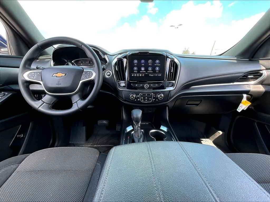 Used 2023 Chevrolet Traverse LT w/ LPO, Floor Liner Package AWD/4WD image 22