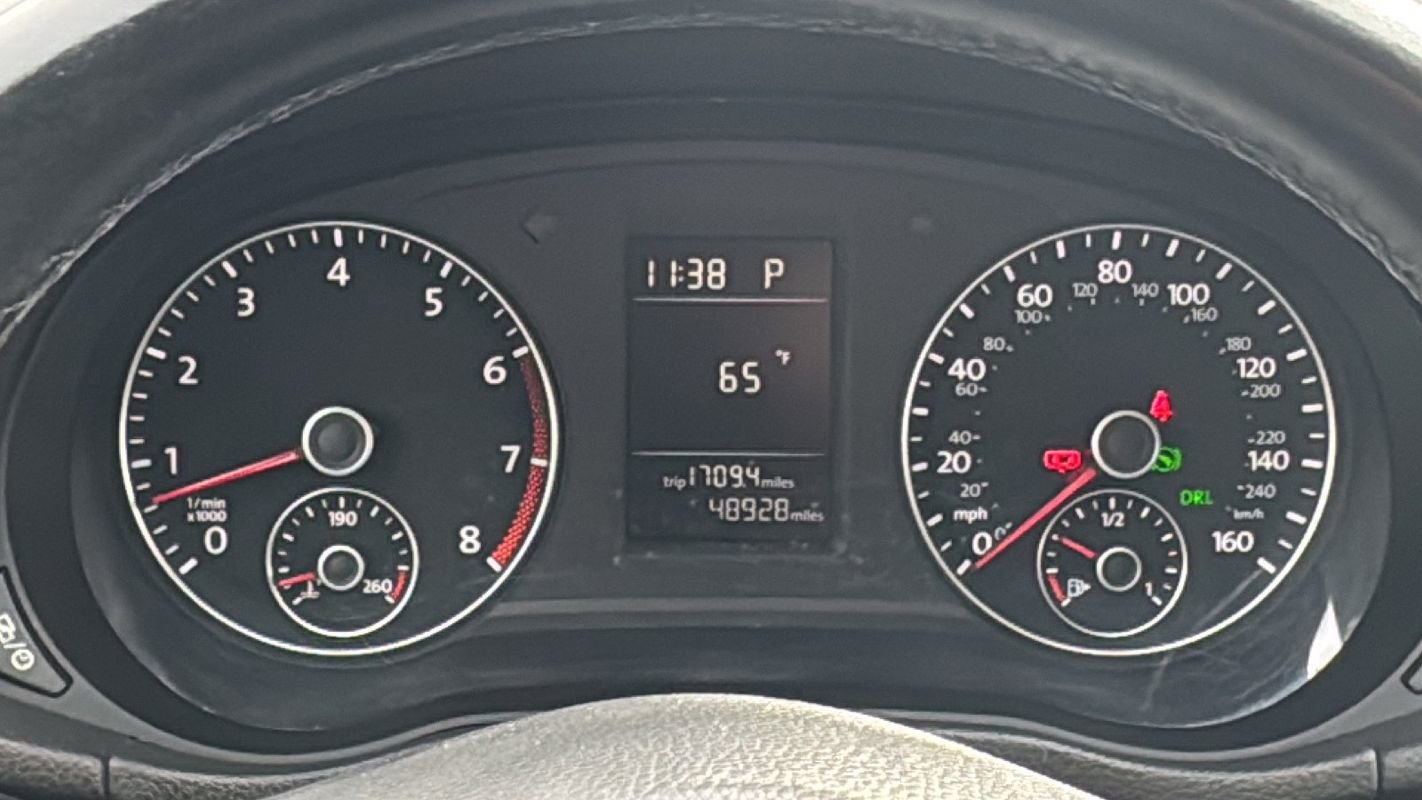 Used 2015 Volkswagen Passat 1.8T Limited Edition image 15