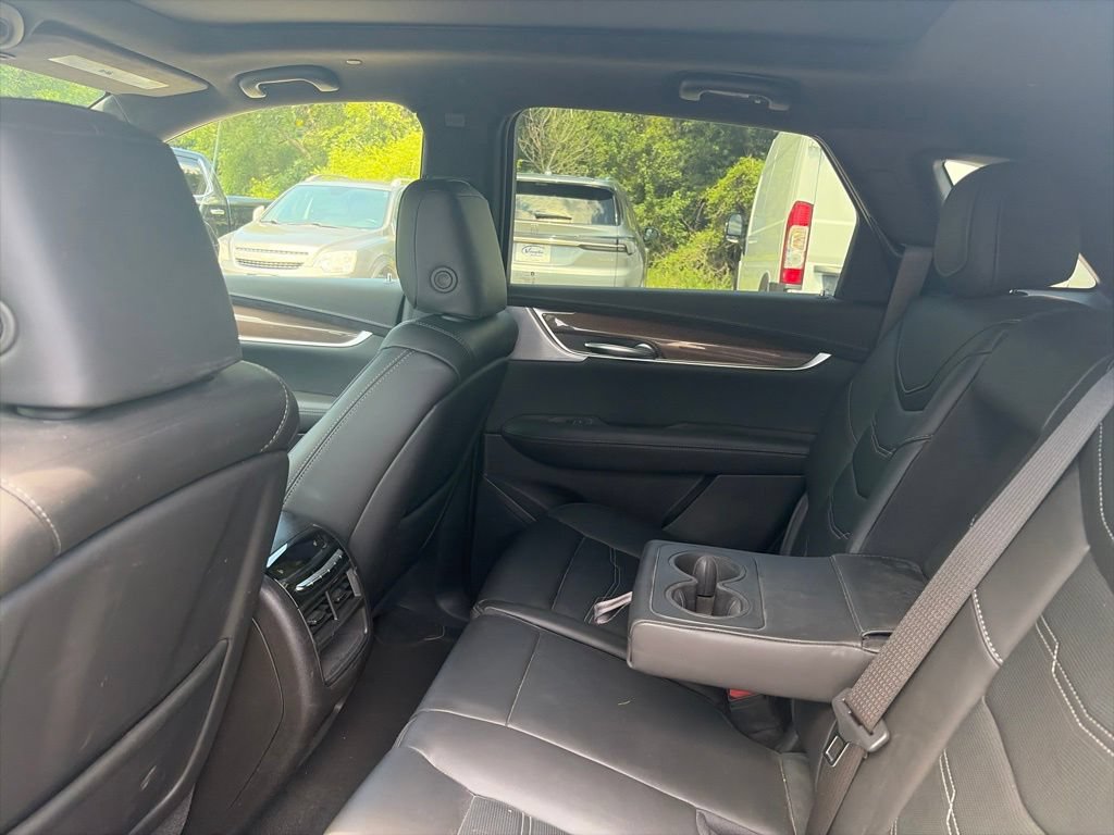 Certified 2024 Cadillac XT5 Premium Luxury w/ Platinum Package AWD/4WD image 9