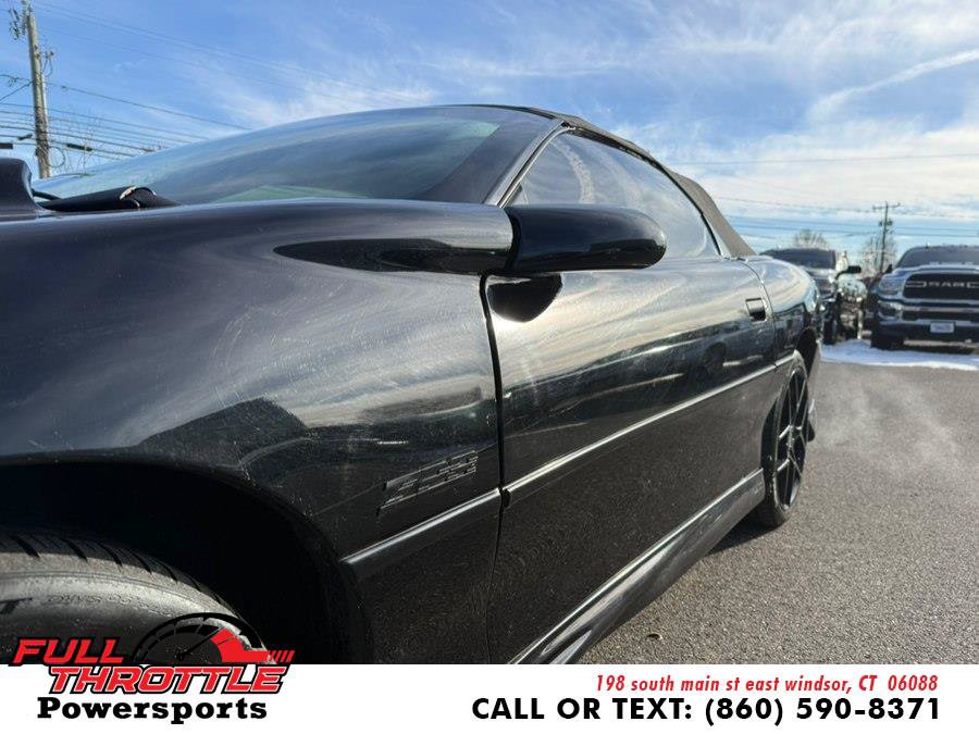 Used 1995 Chevrolet Camaro Z28 RWD image 5